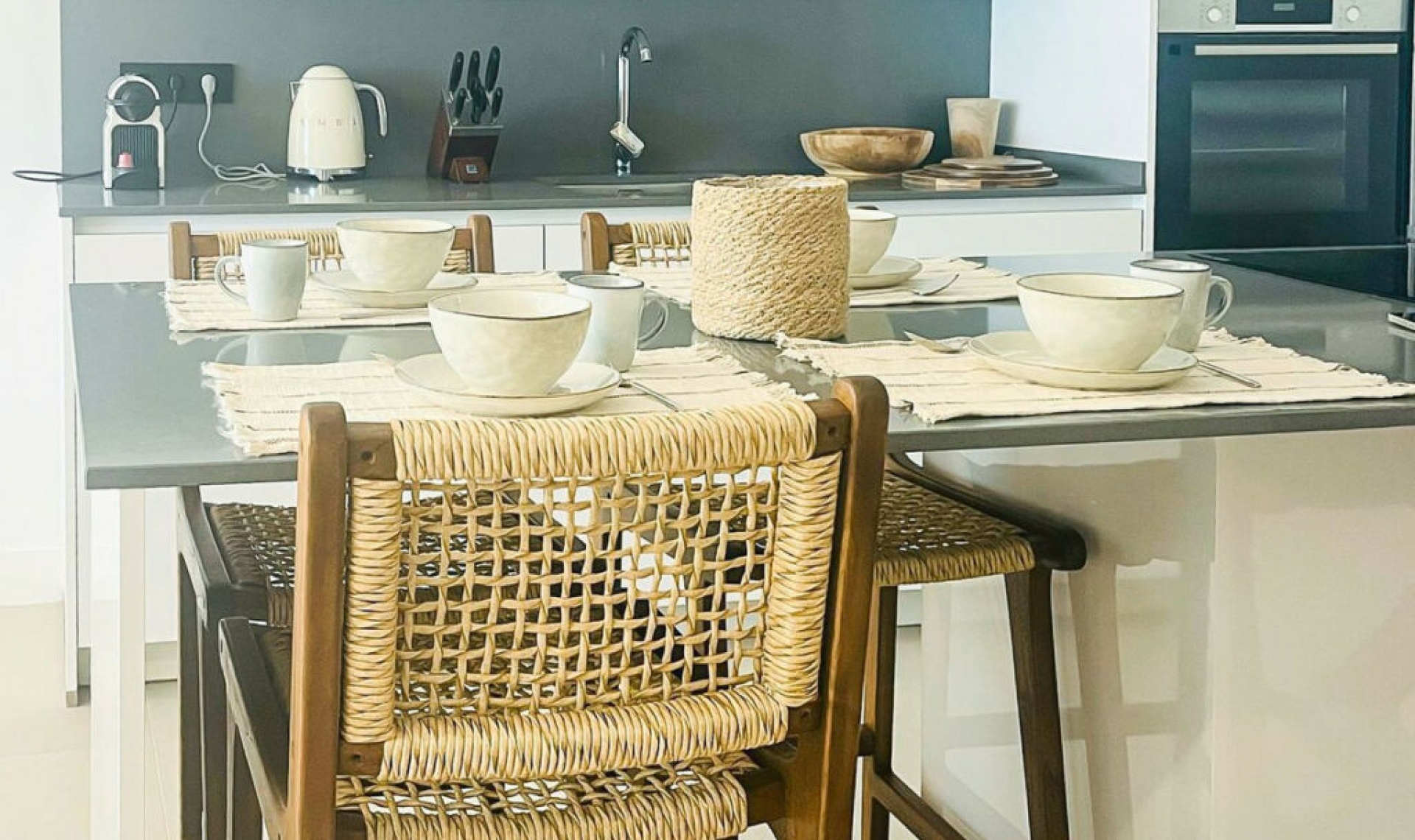 Resale - Apartment -
Estepona