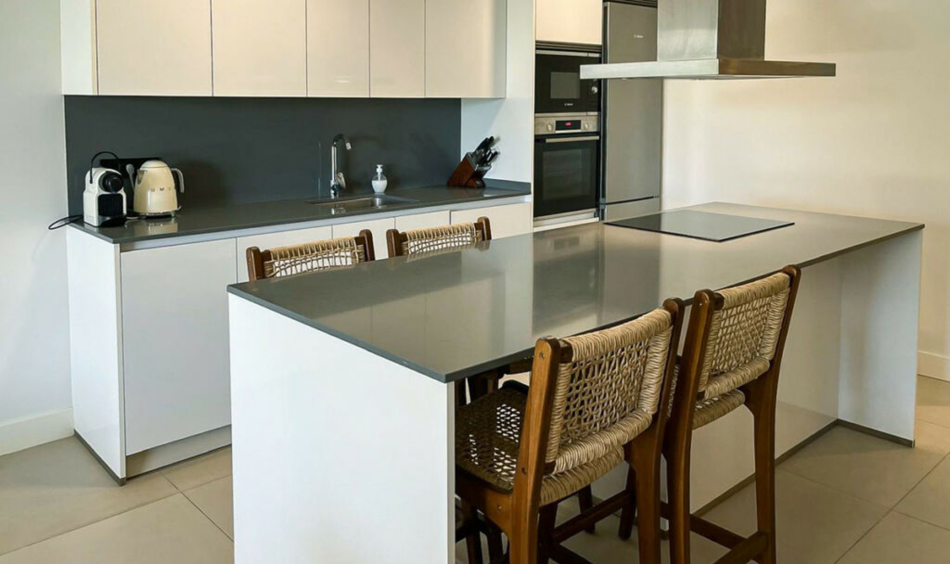 Resale - Apartment -
Estepona