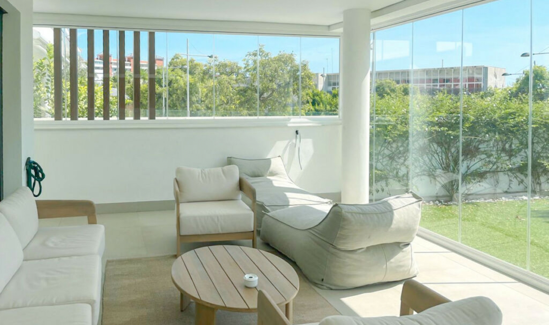 Resale - Apartment -
Estepona