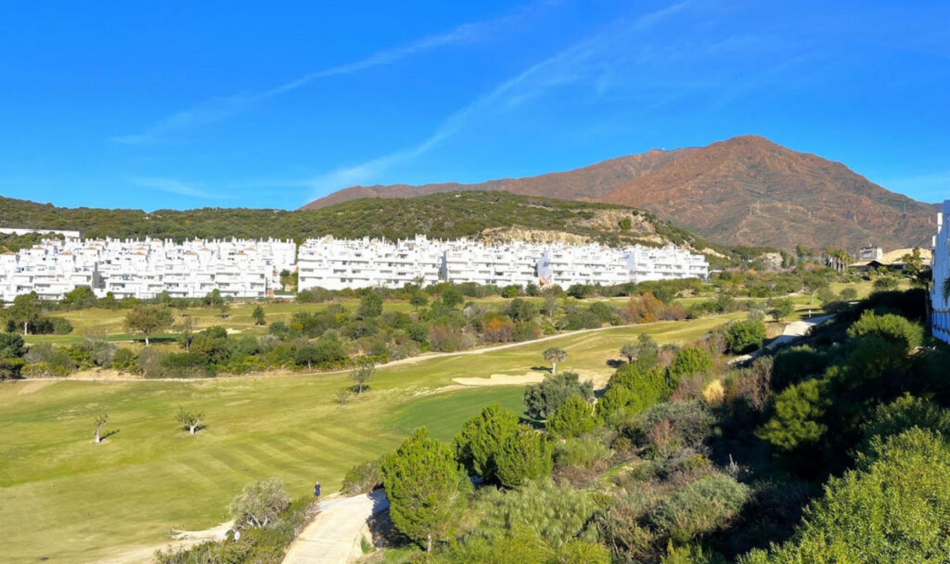 Resale - Apartment -
Estepona