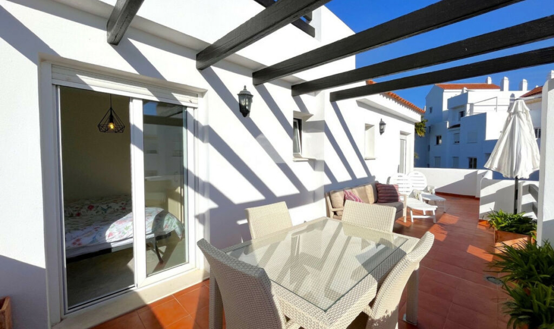 Resale - Apartment -
Estepona