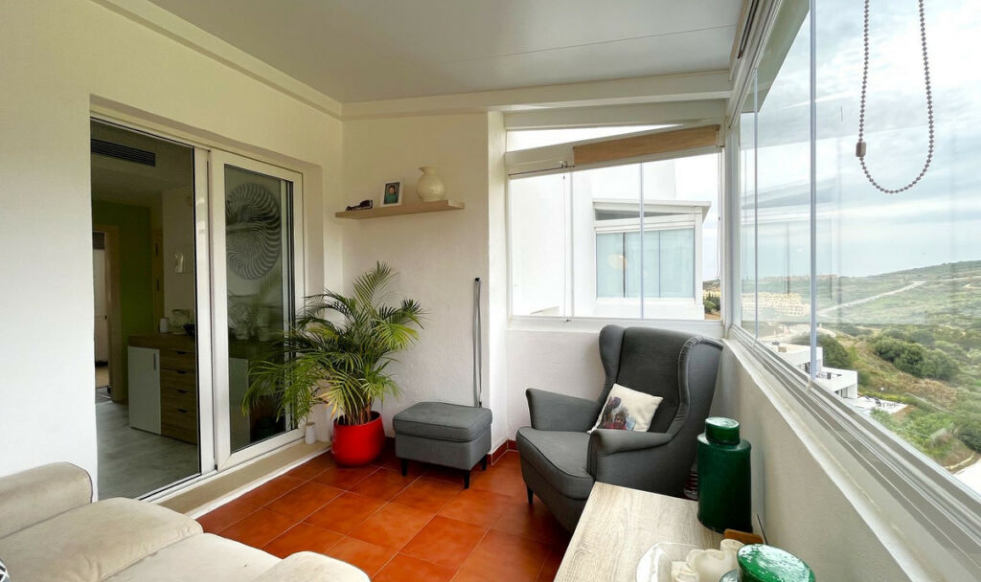 Resale - Apartment -
Estepona