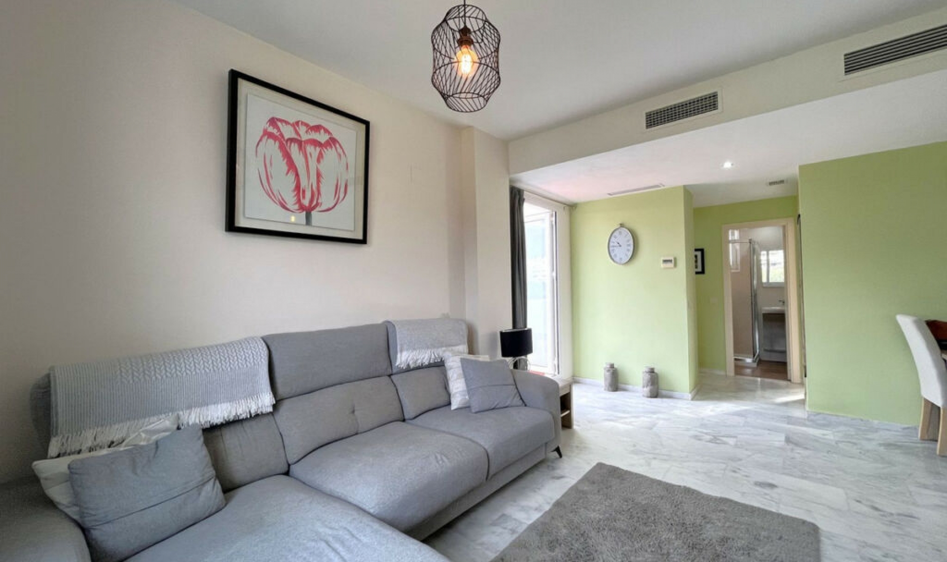 Resale - Apartment -
Estepona