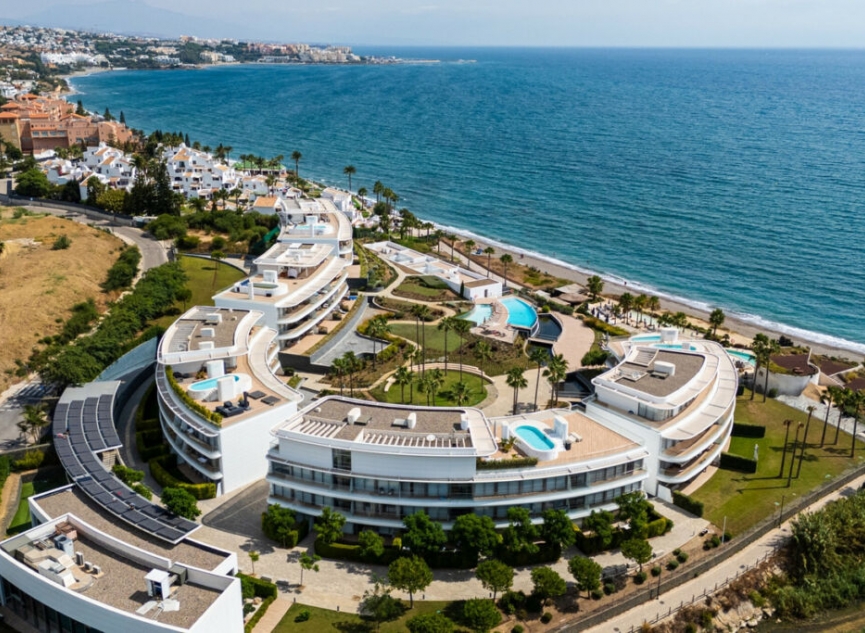 Resale - Apartment -
Estepona