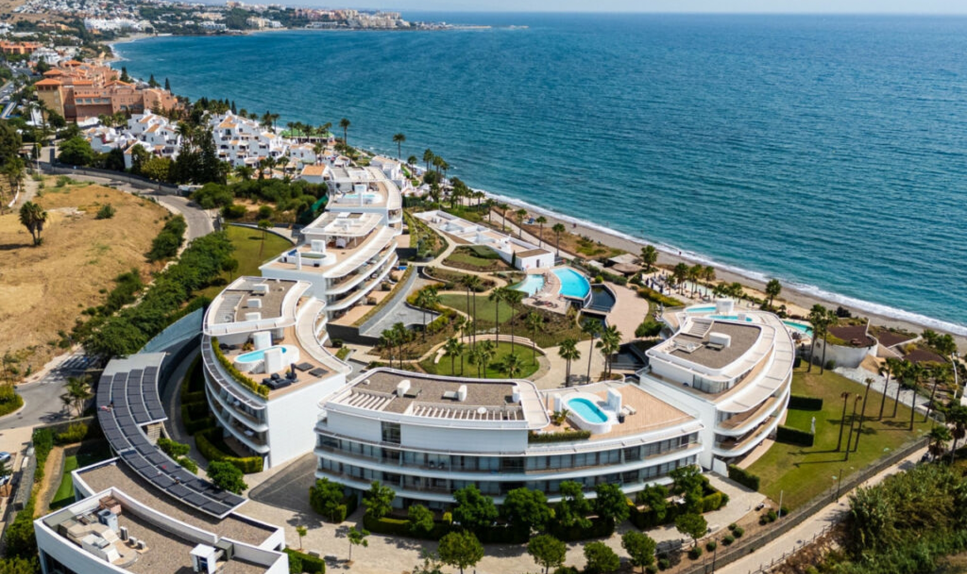 Resale - Apartment -
Estepona