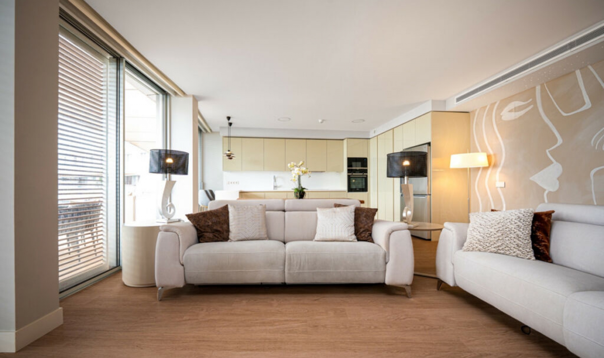 Resale - Apartment -
Estepona