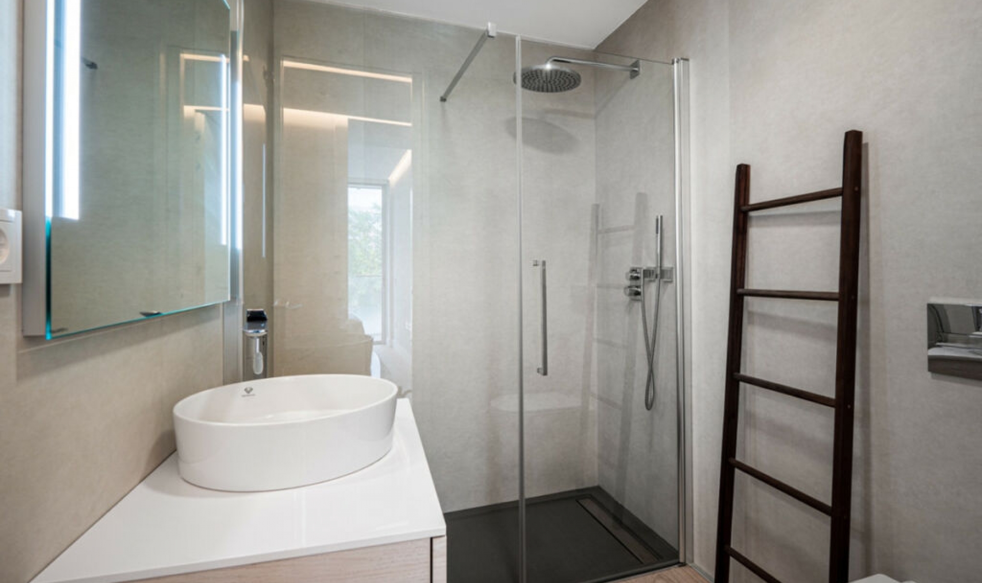 Resale - Apartment -
Estepona