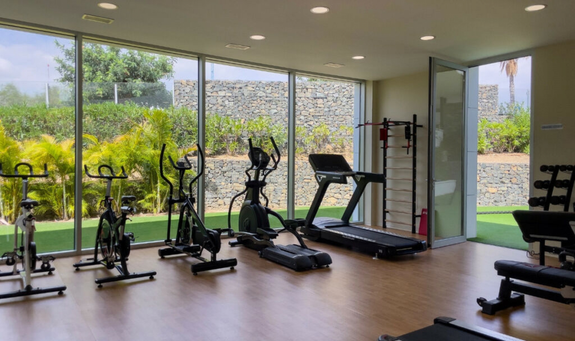 Resale - Apartment -
Estepona