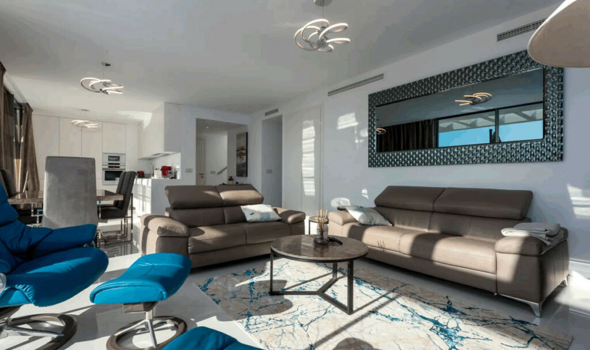 Resale - Apartment -
Estepona