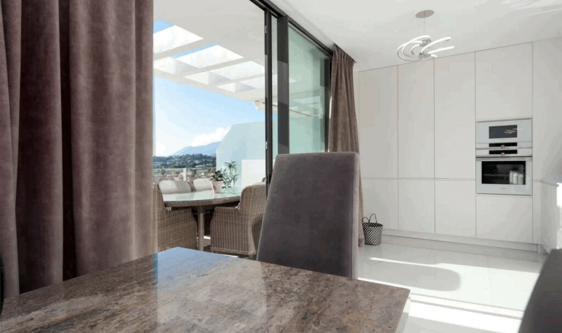 Resale - Apartment -
Estepona