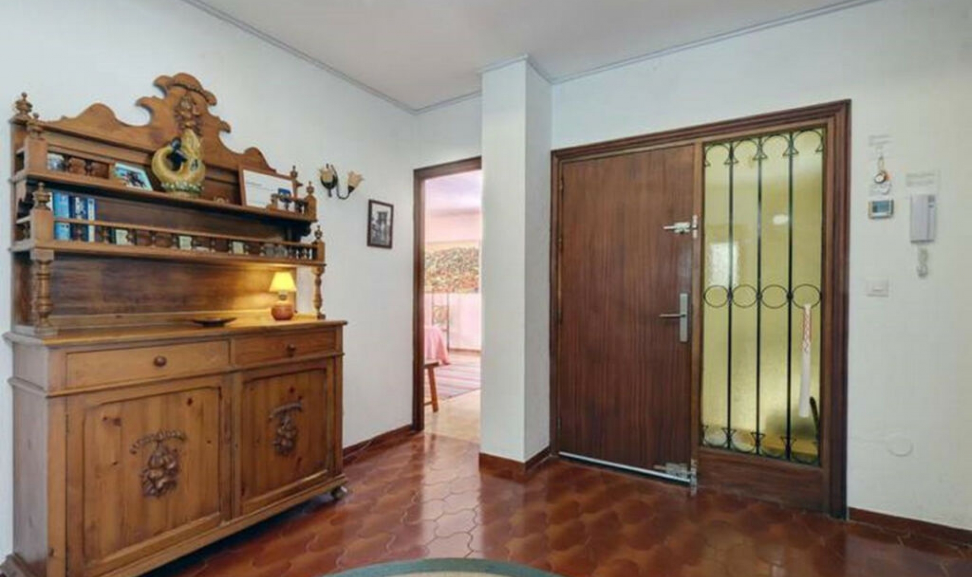 Resale - Apartment -
Estepona
