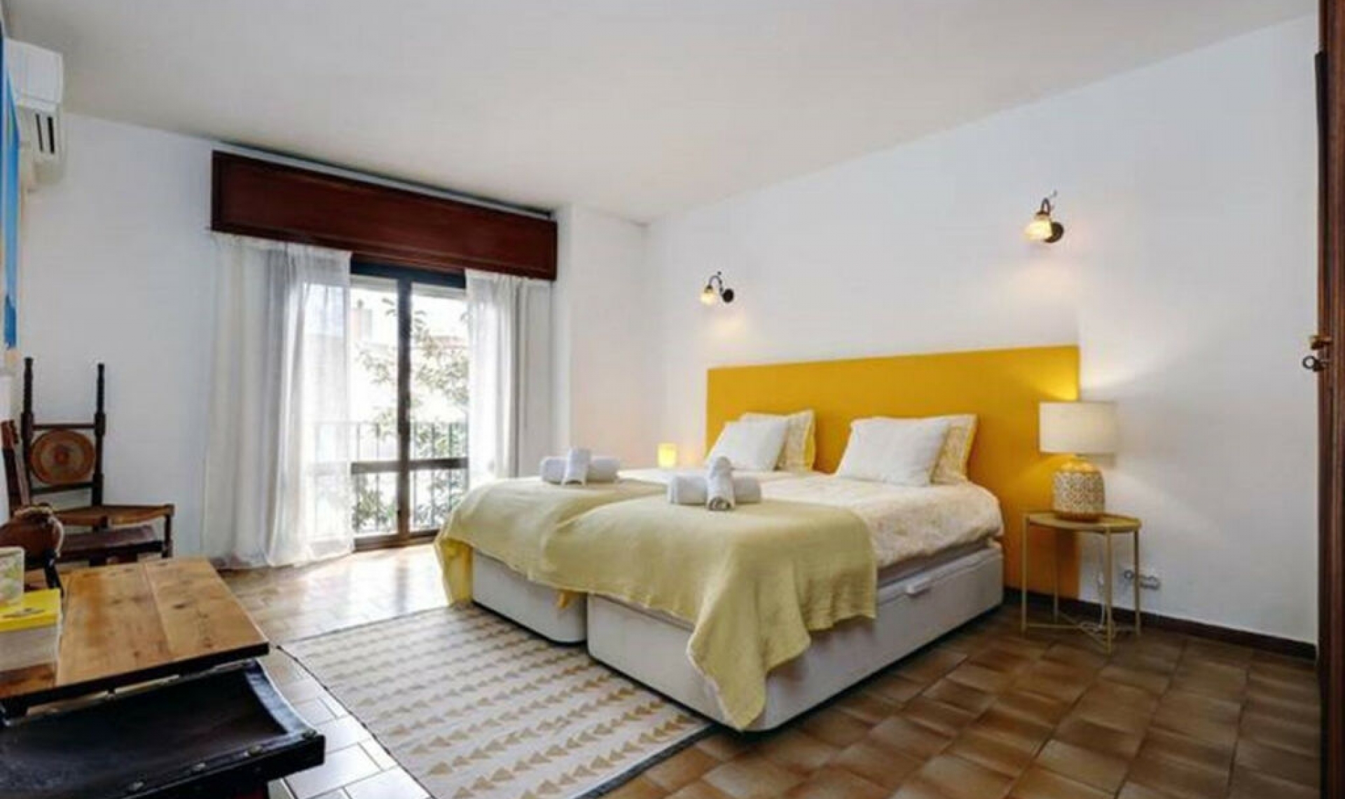 Resale - Apartment -
Estepona