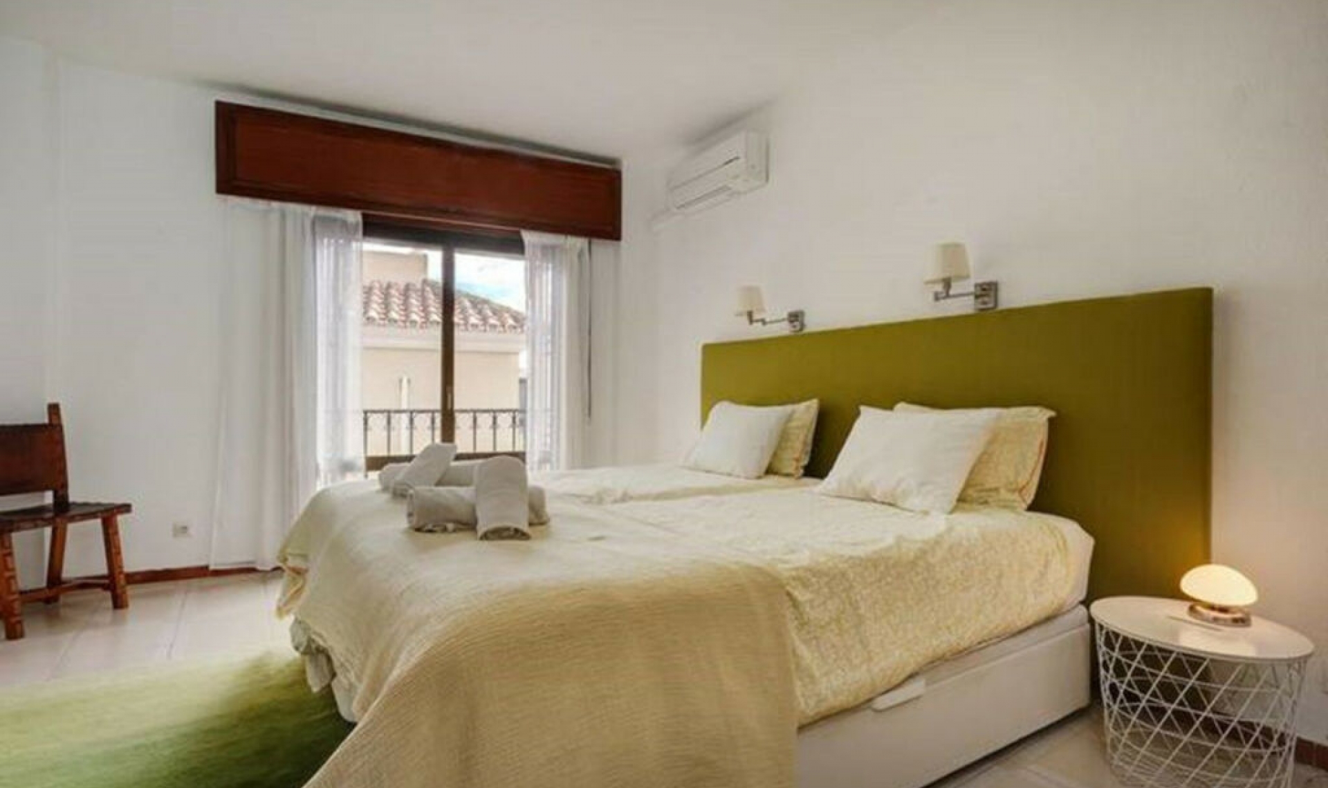 Resale - Apartment -
Estepona