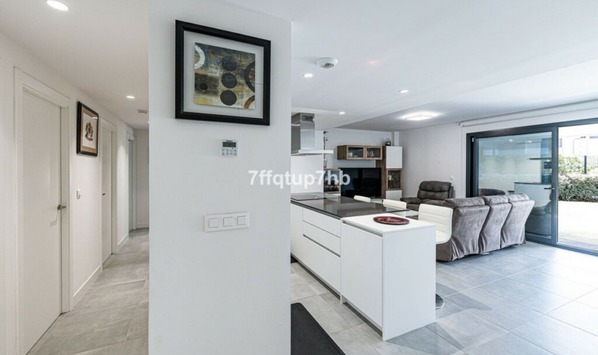 Resale - Apartment -
Estepona
