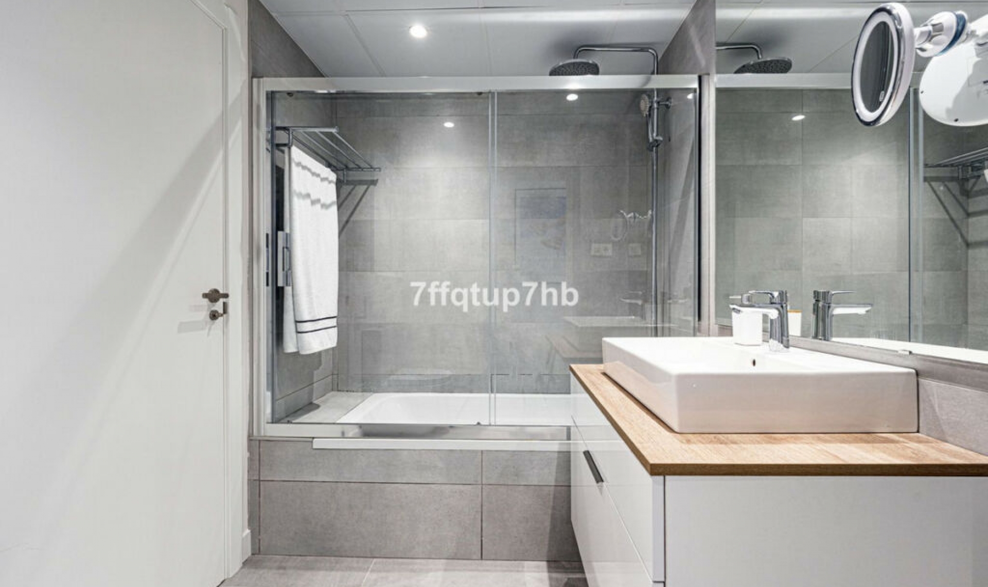 Resale - Apartment -
Estepona