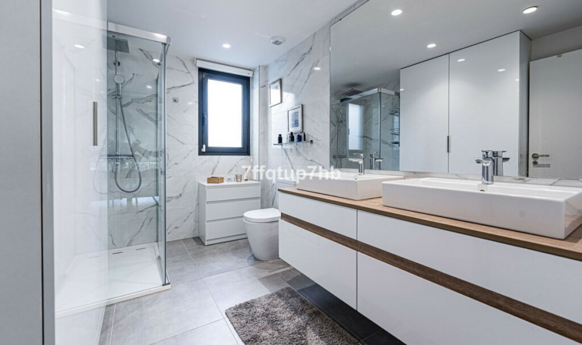 Resale - Apartment -
Estepona