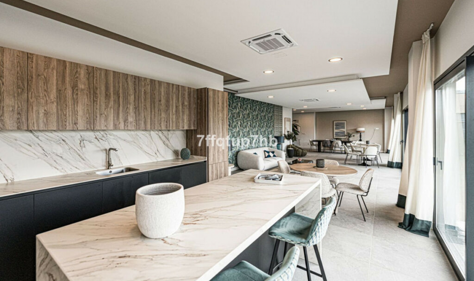 Resale - Apartment -
Estepona
