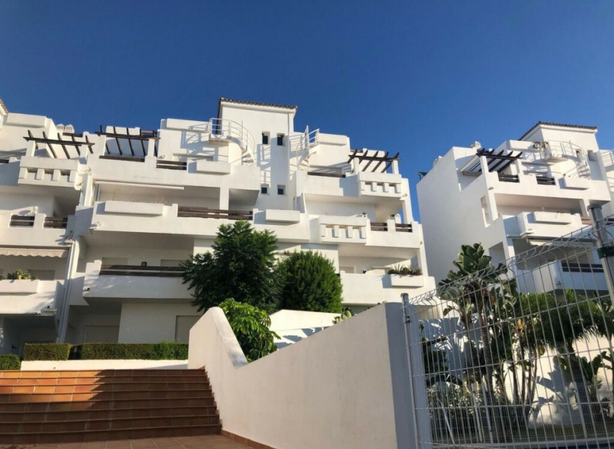 Resale - Apartment -
Estepona