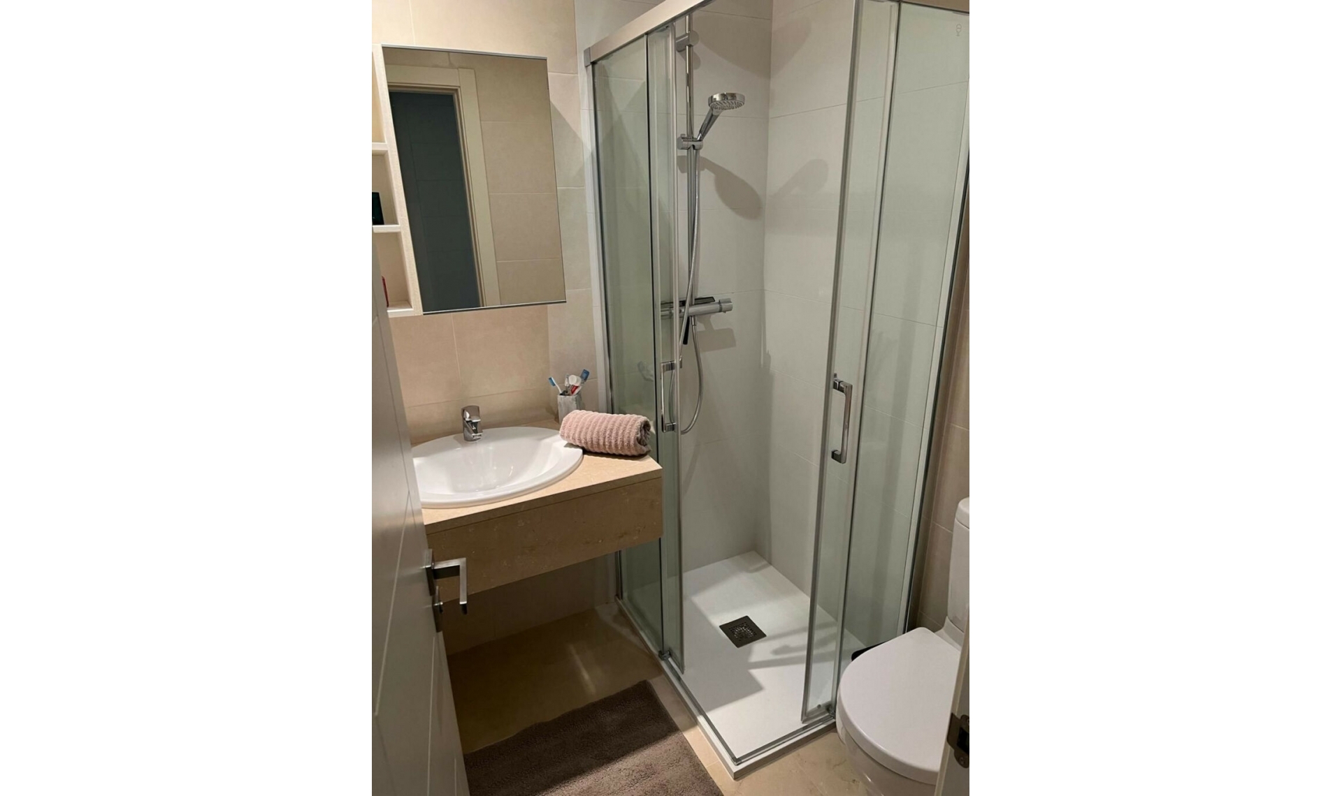 Resale - Apartment -
Estepona