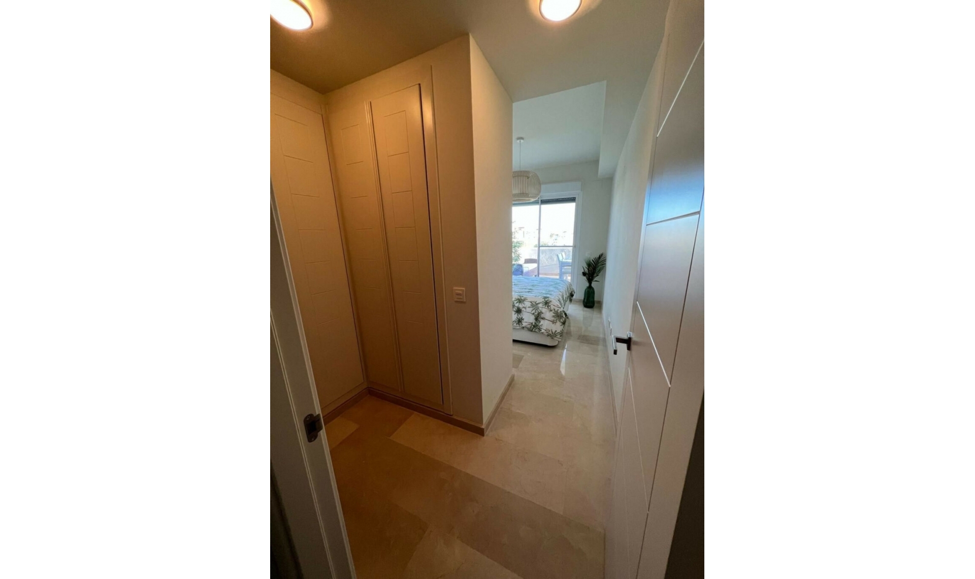 Resale - Apartment -
Estepona