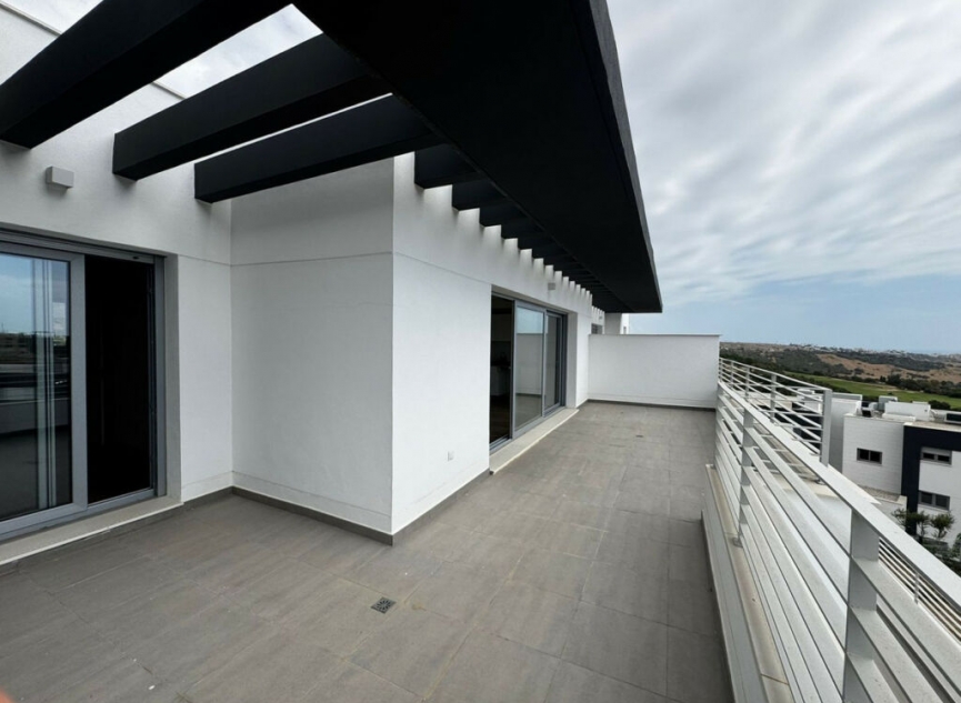 Resale - Apartment -
Estepona