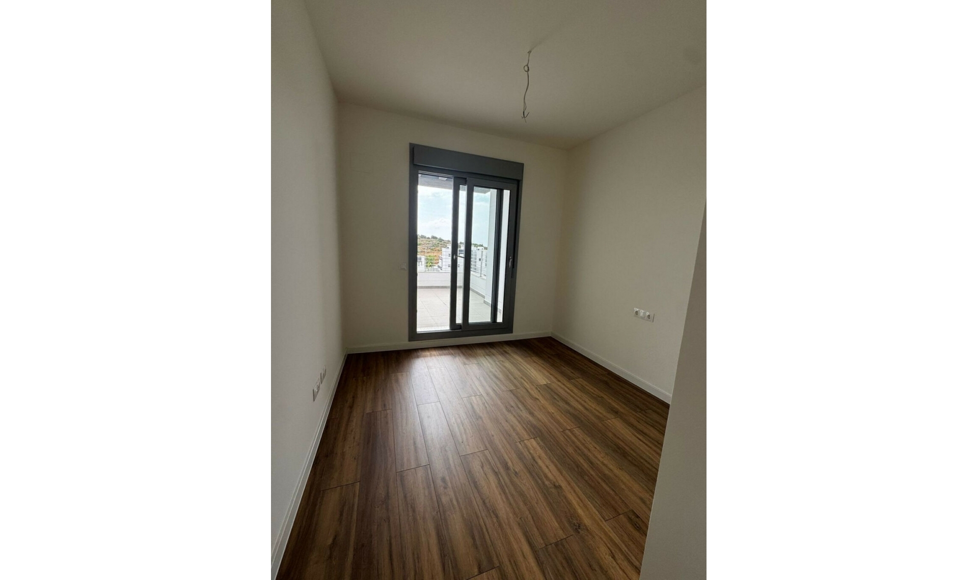 Resale - Apartment -
Estepona