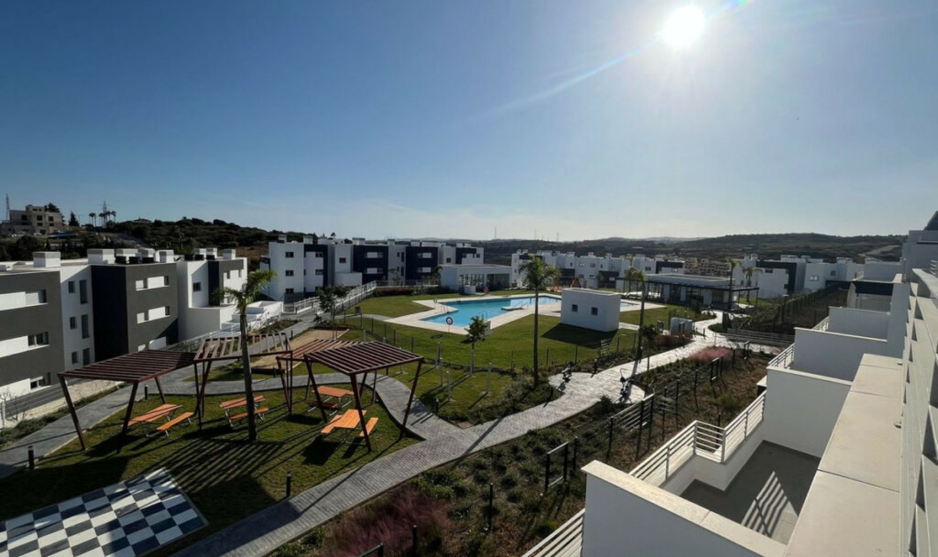 Resale - Apartment -
Estepona
