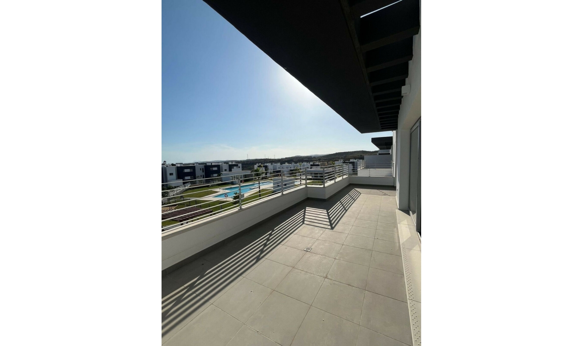 Resale - Apartment -
Estepona