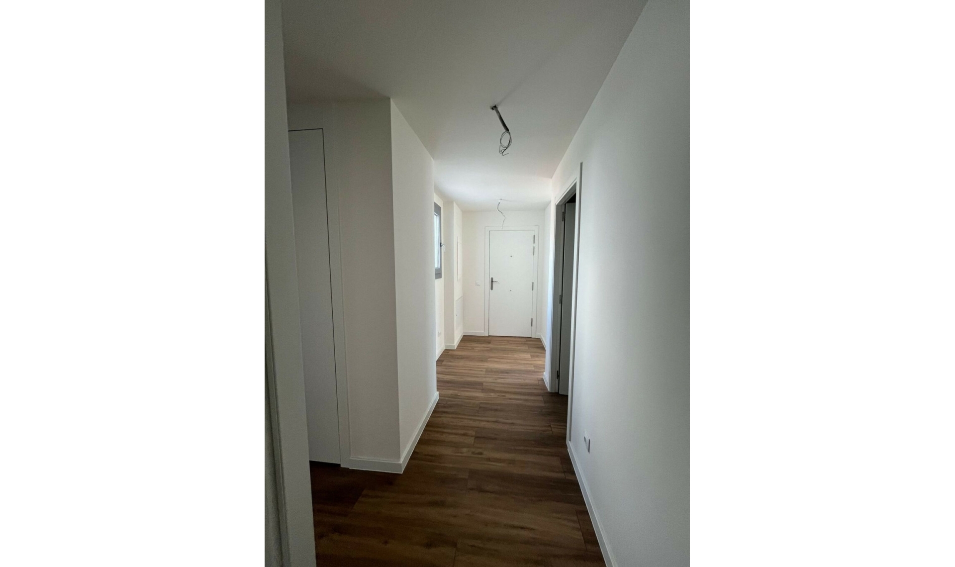 Resale - Apartment -
Estepona