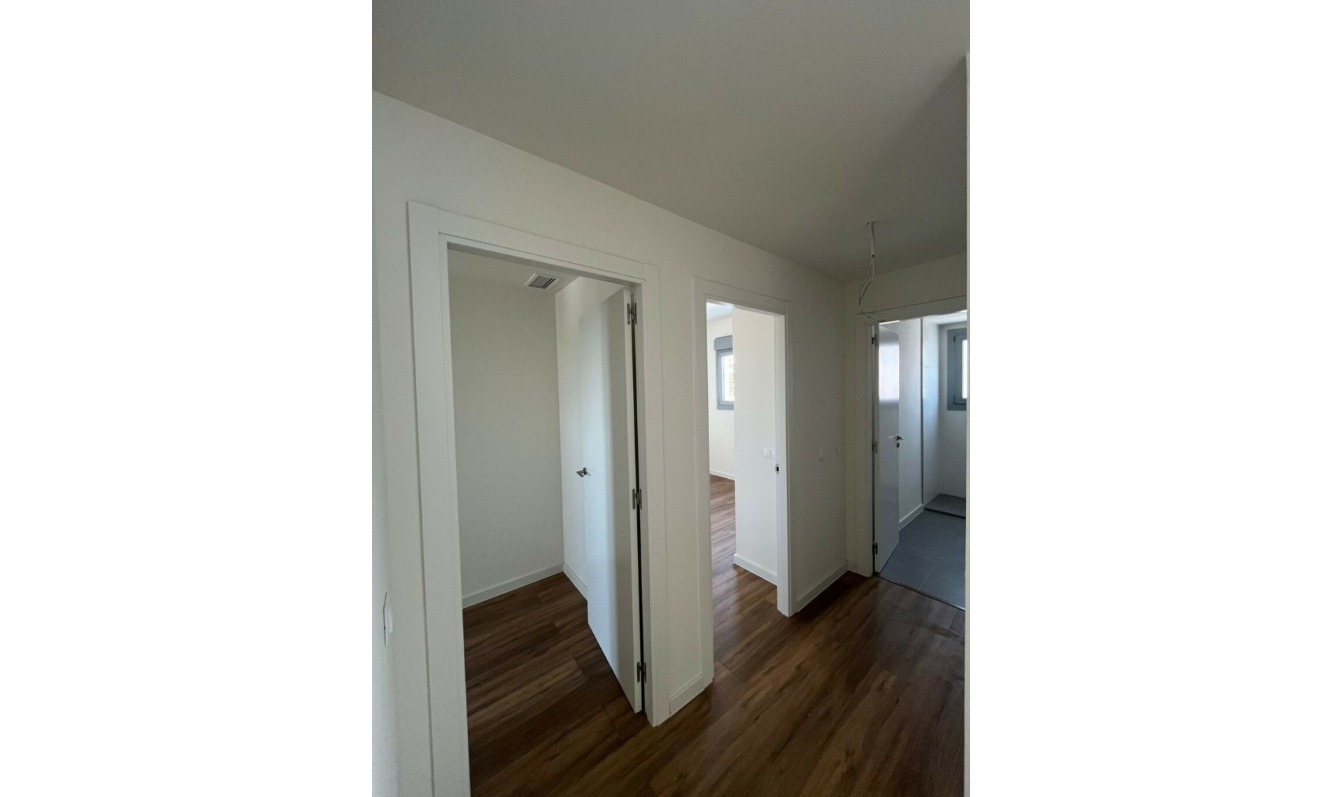 Resale - Apartment -
Estepona