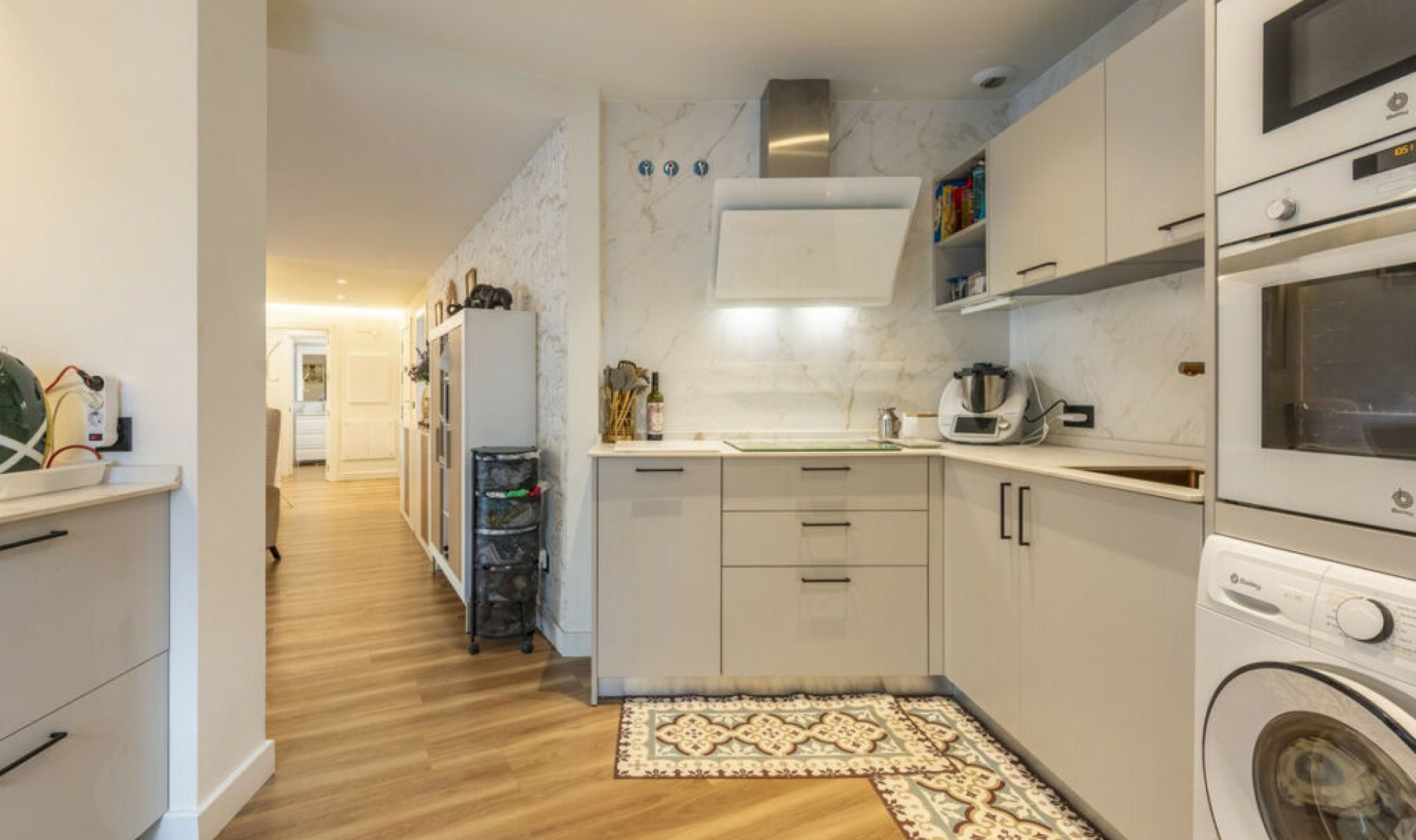 Resale - Apartment -
Estepona