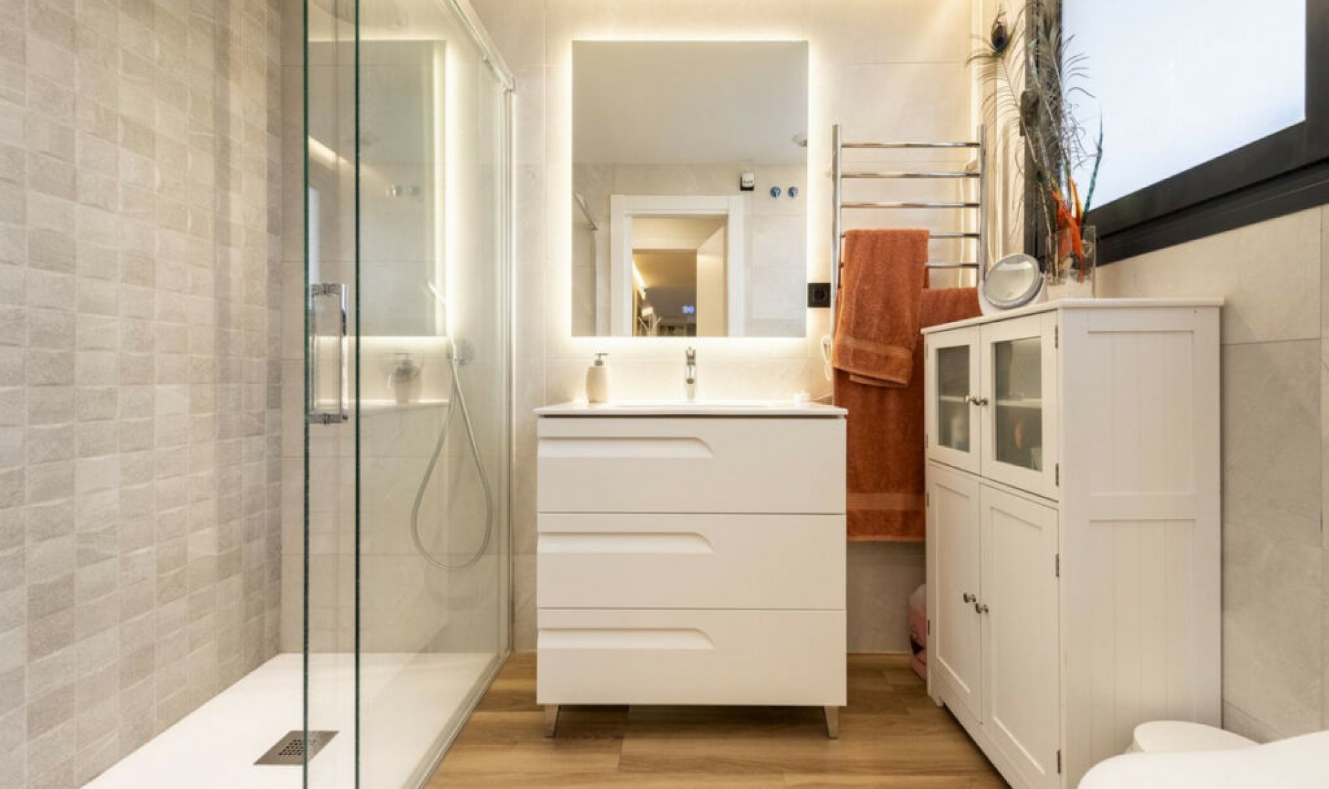 Resale - Apartment -
Estepona