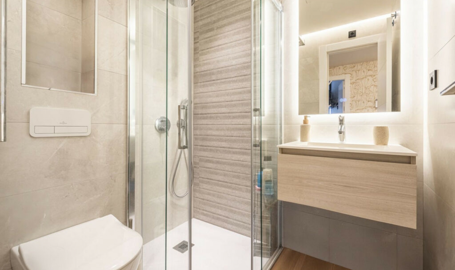 Resale - Apartment -
Estepona