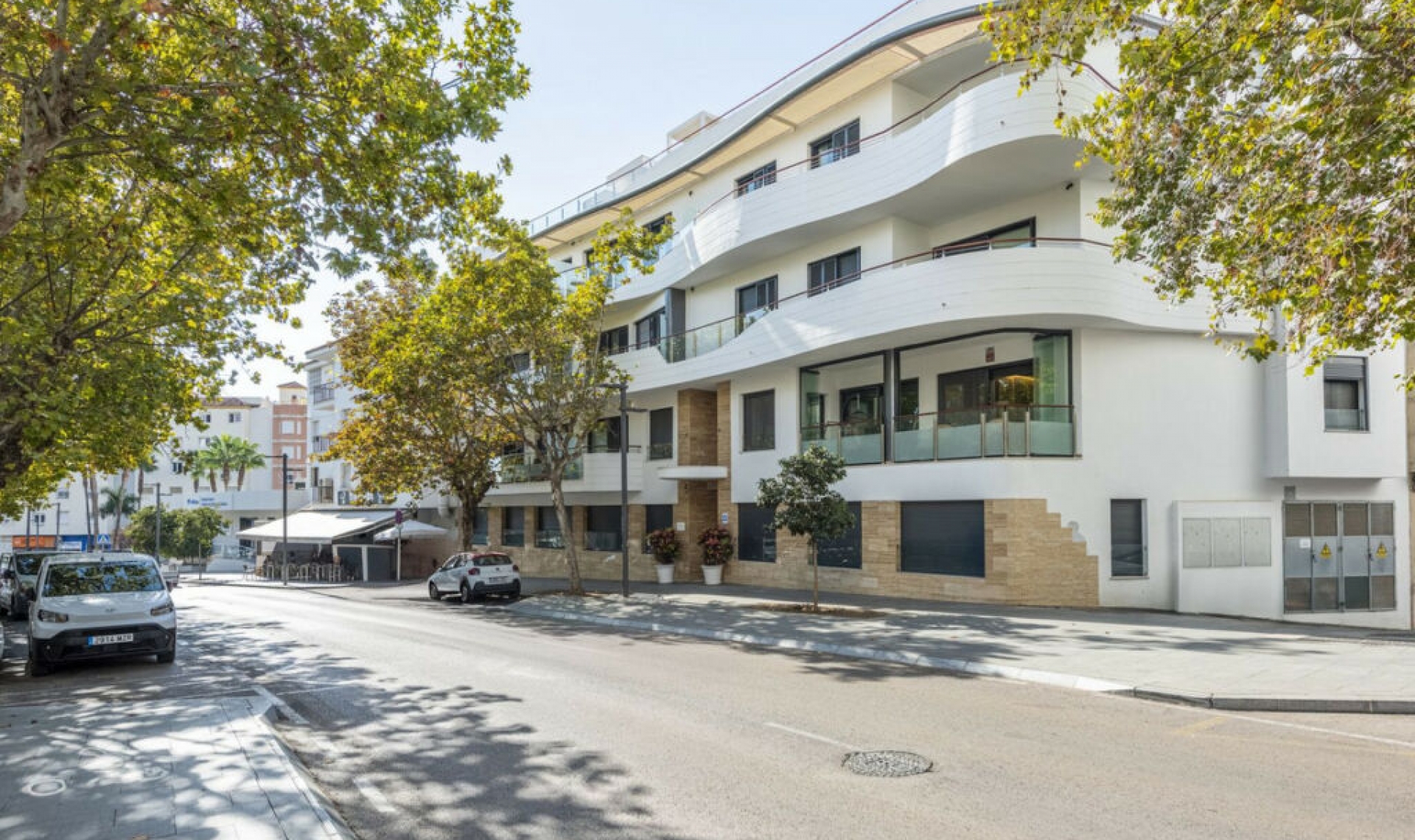 Resale - Apartment -
Estepona