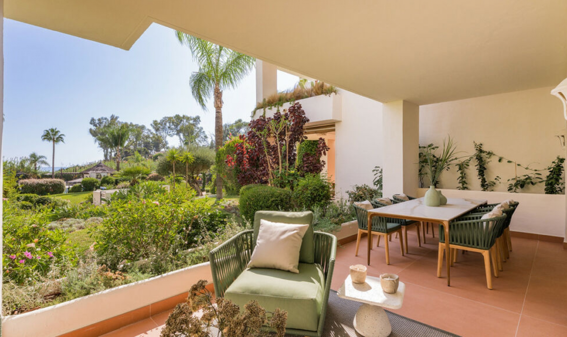 Resale - Apartment -
Estepona