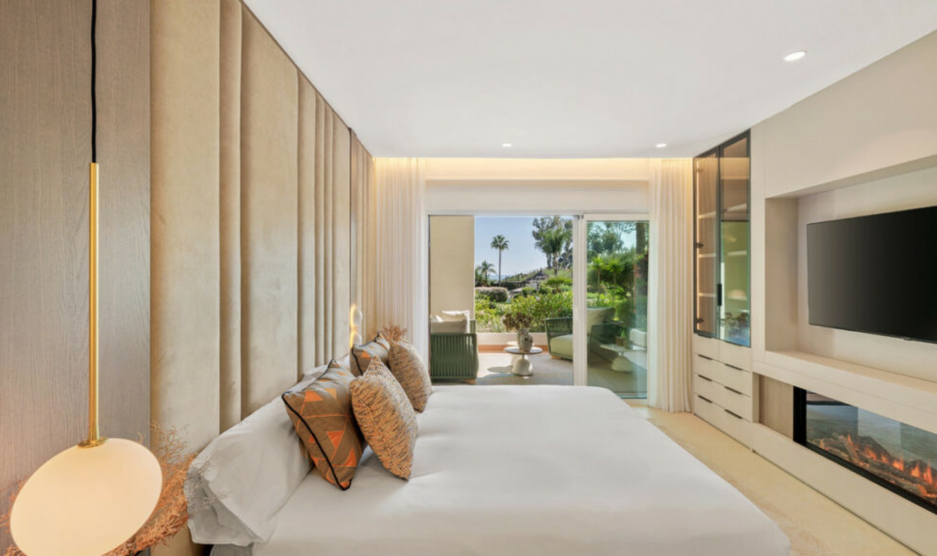 Resale - Apartment -
Estepona