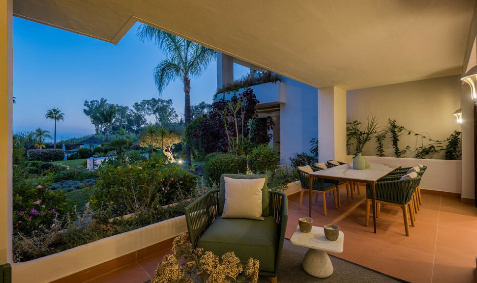 Resale - Apartment -
Estepona