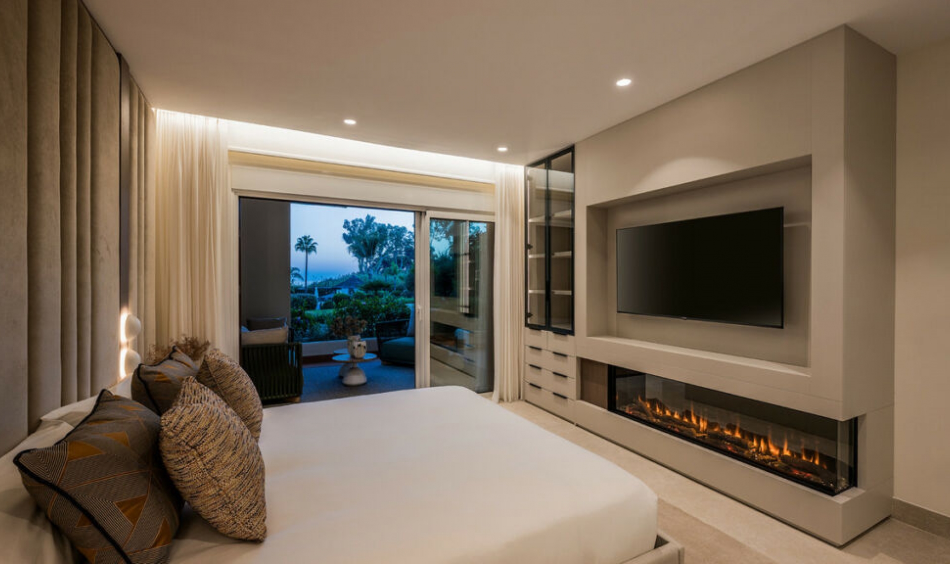 Resale - Apartment -
Estepona