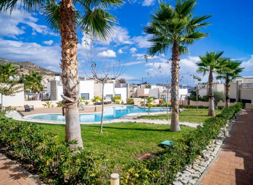 Resale - Apartment -
Finestrat