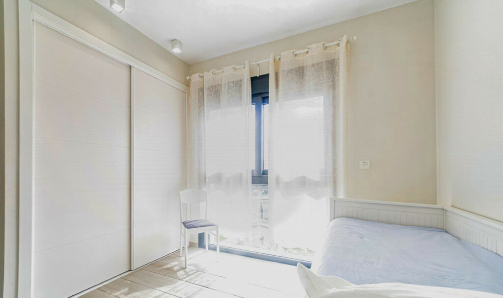 Resale - Apartment -
Finestrat