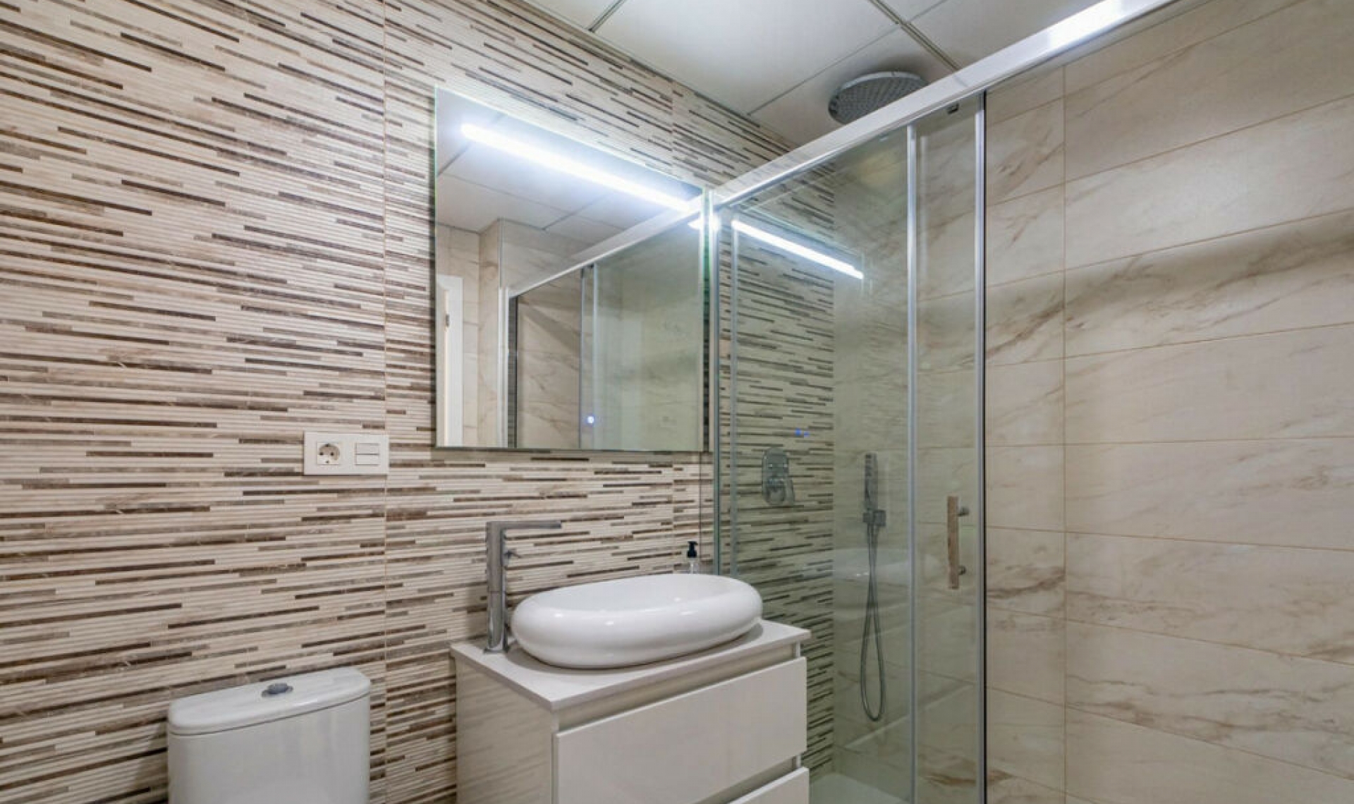 Resale - Apartment -
Finestrat