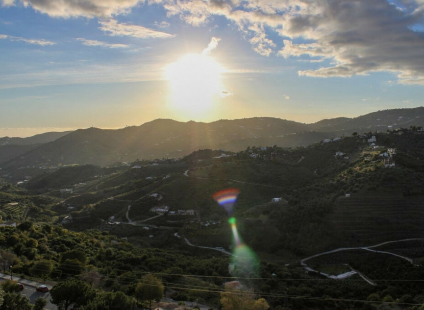 Resale - Apartment -
Frigiliana