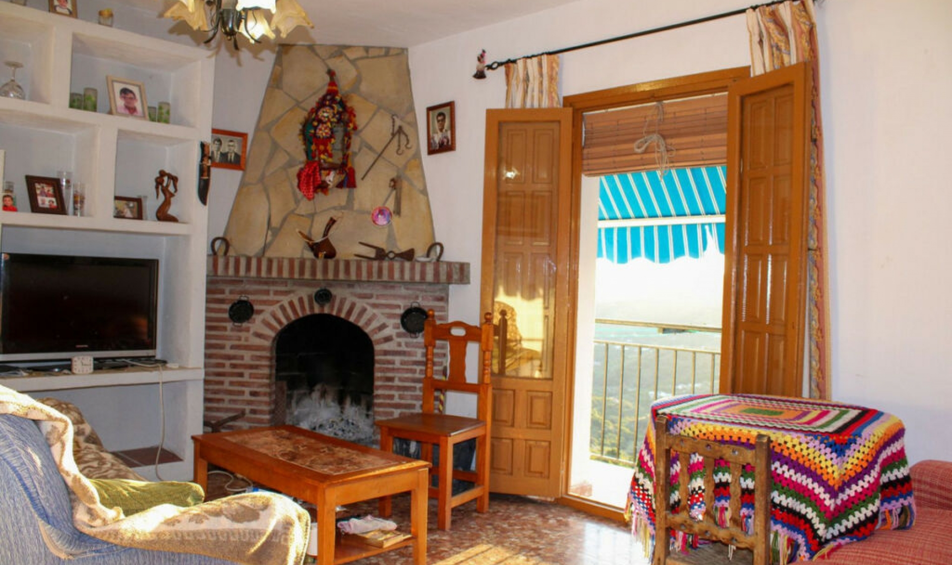 Resale - Apartment -
Frigiliana