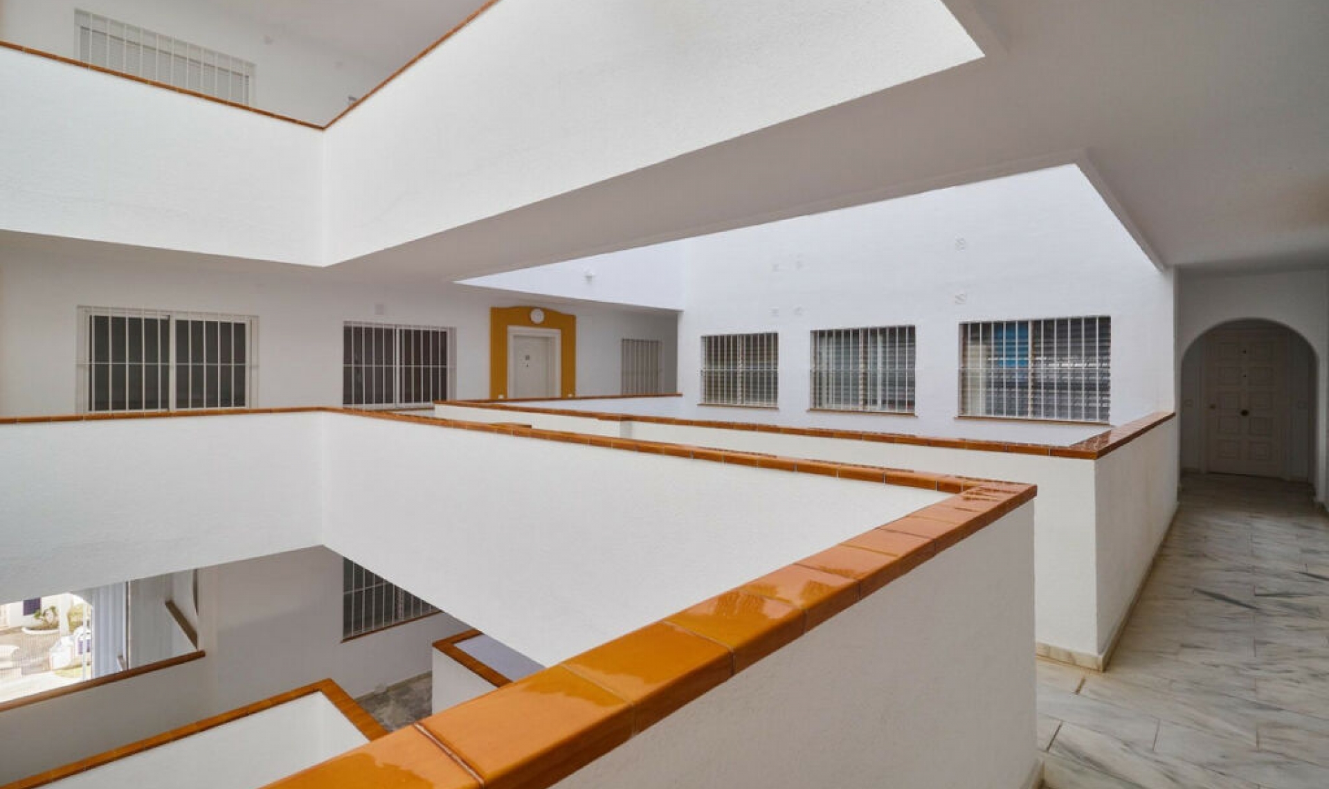 Resale - Apartment -
Fuengirola