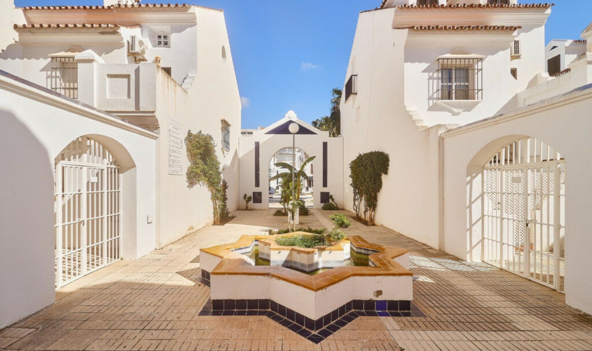 Resale - Apartment -
Fuengirola