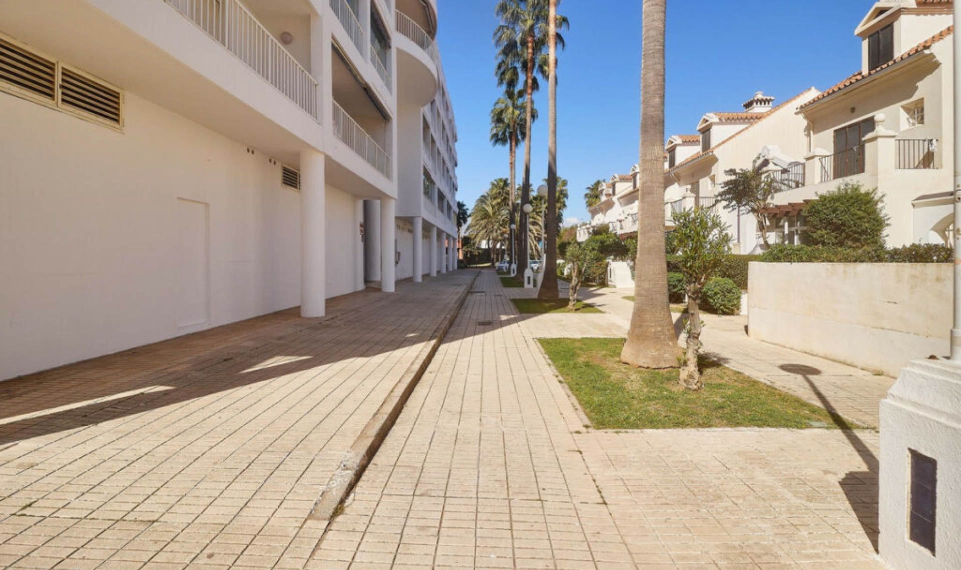 Resale - Apartment -
Fuengirola