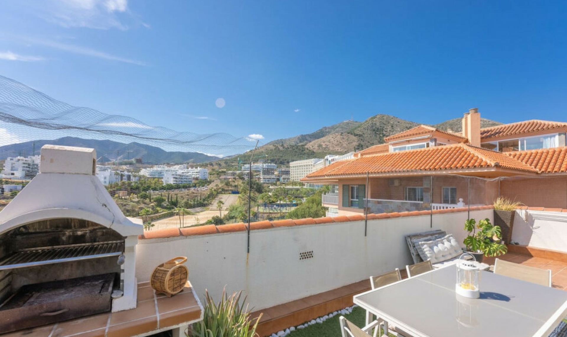 Resale - Apartment -
Fuengirola