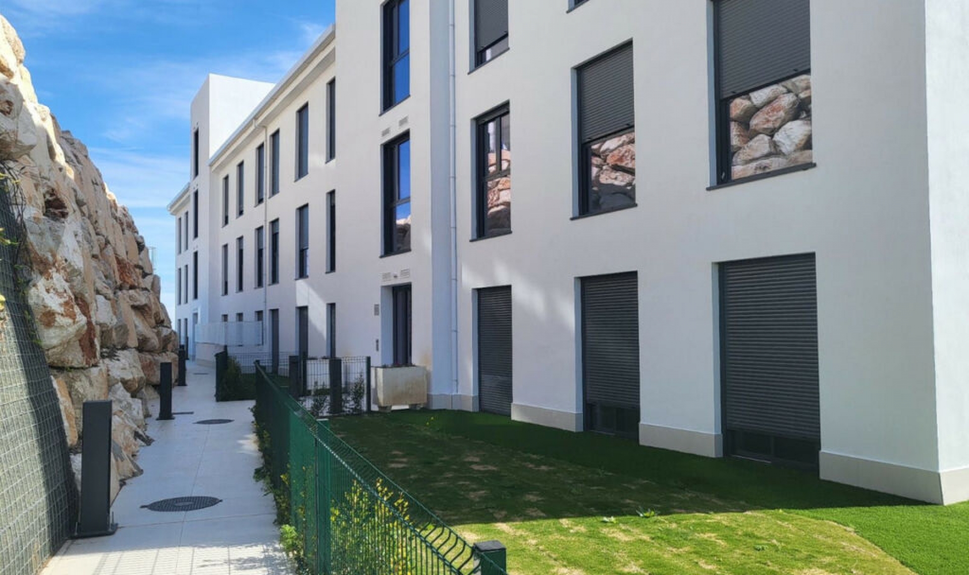 Resale - Apartment -
Fuengirola