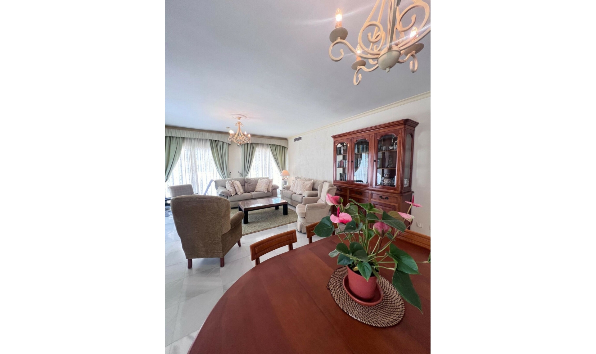 Resale - Apartment -
Fuengirola