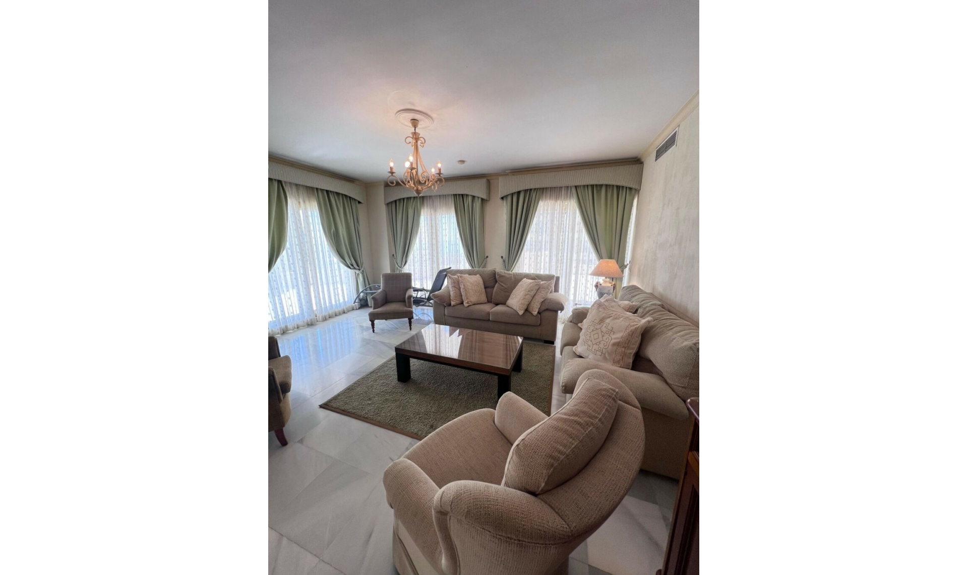 Resale - Apartment -
Fuengirola